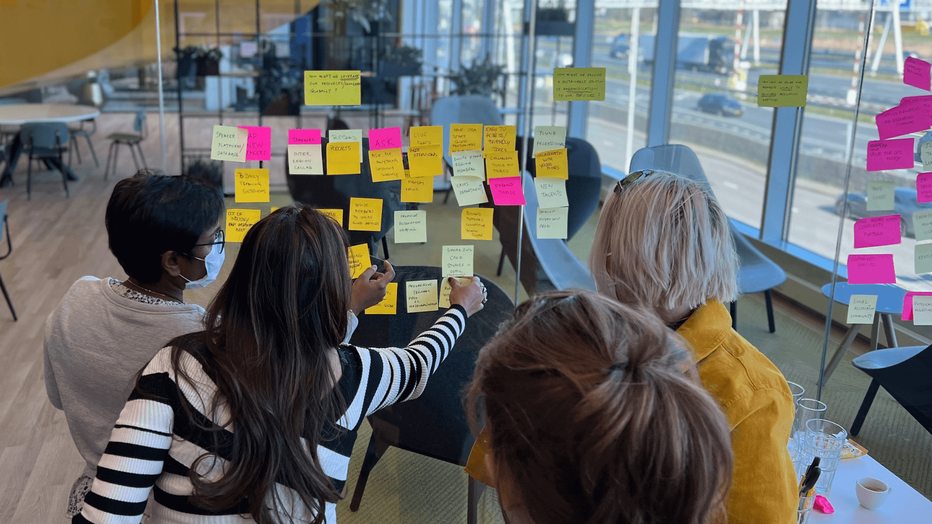 Training Design Sprint Facilitator | Friday out of the Box